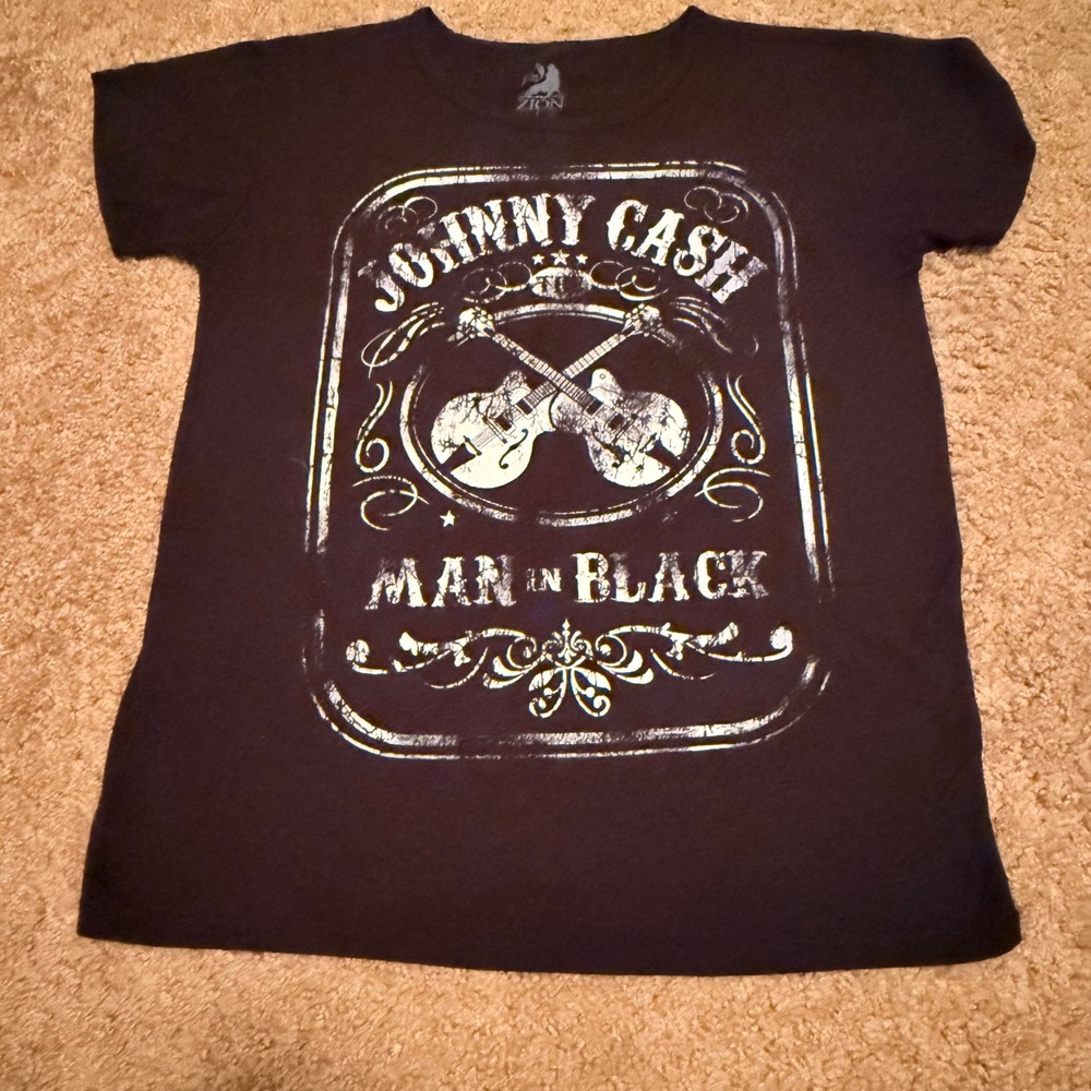 Johnny Cash Man in Black Graphic T-Shirt Zion Rootswear Black Size L